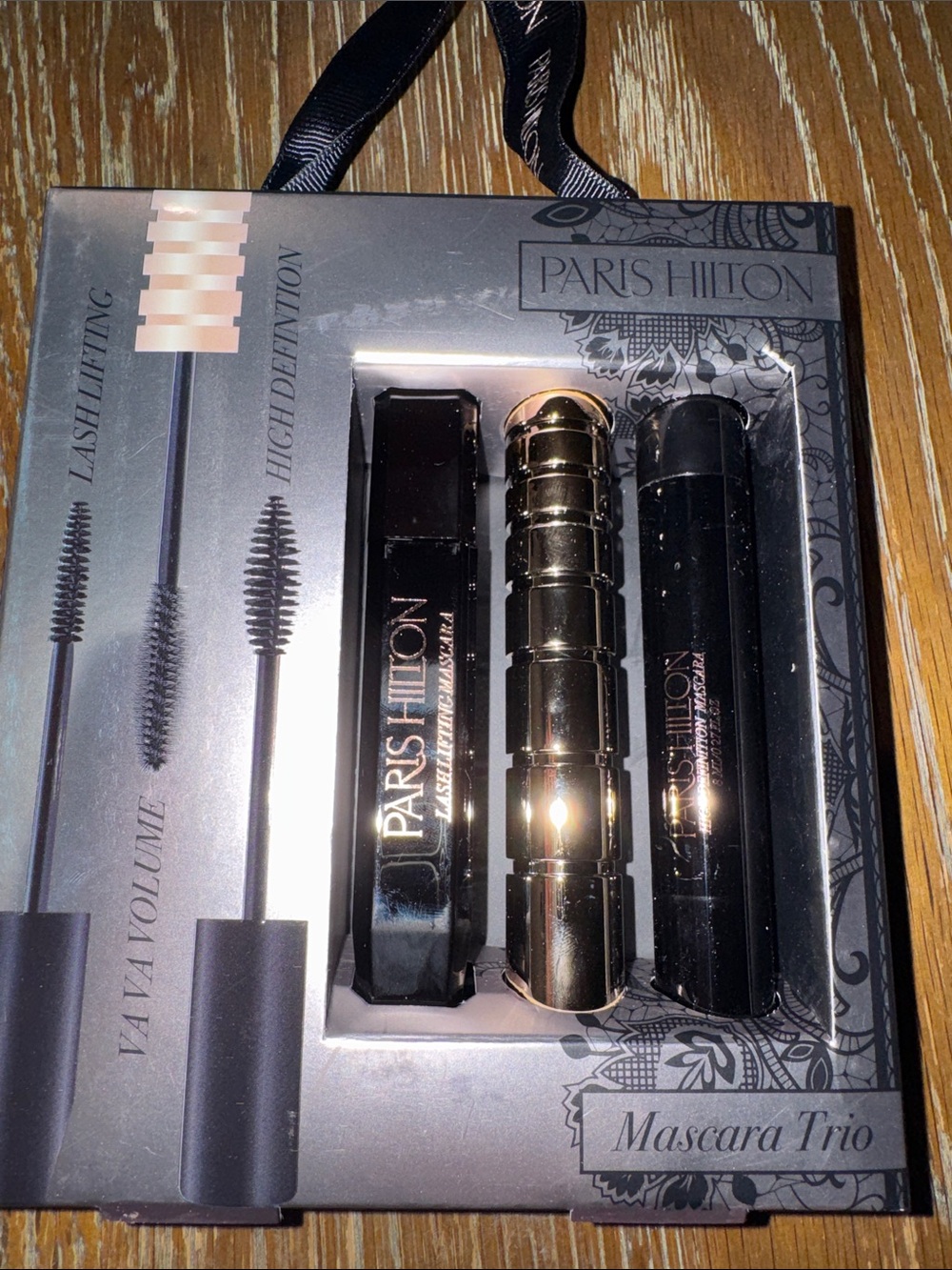 Paris Hilton Mascara Trio in Black and Gold